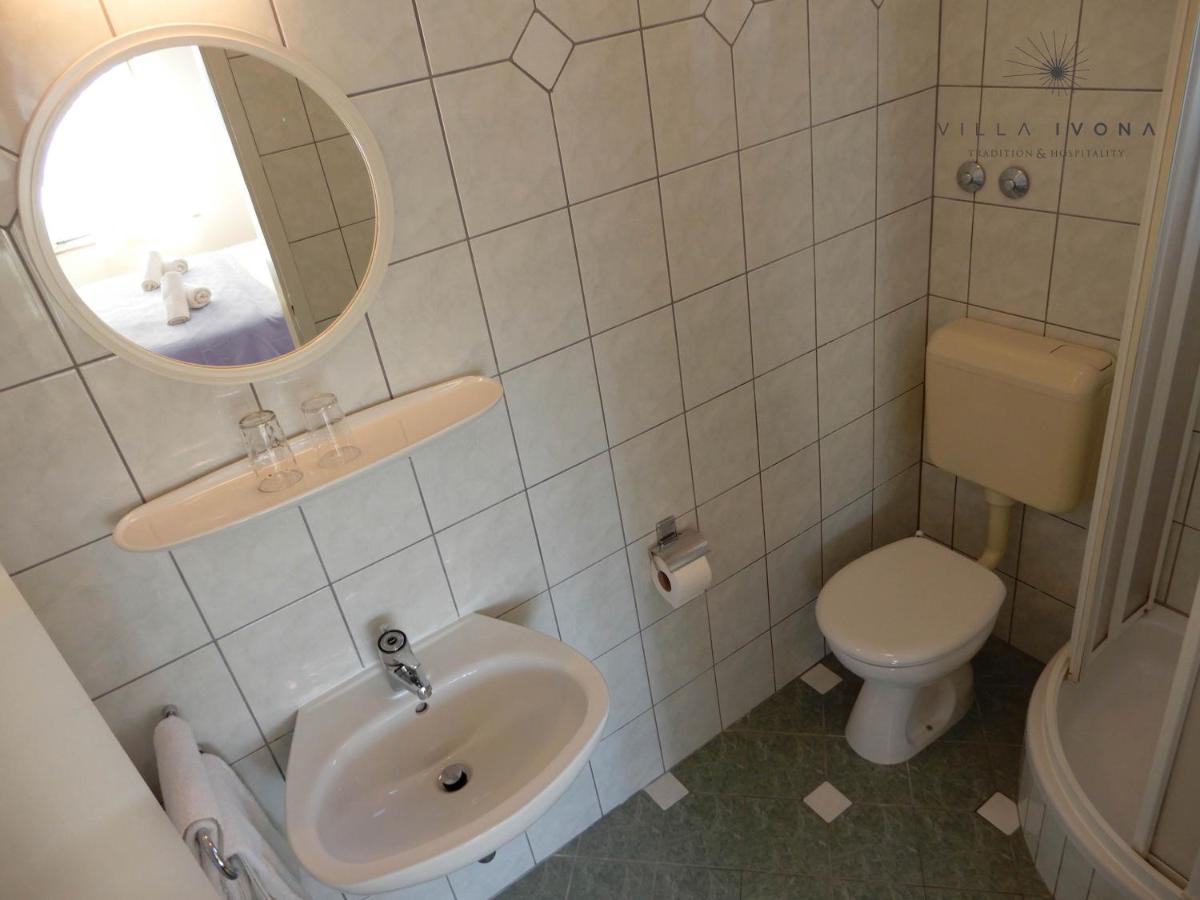Baška Voda Bed And Breakfast Ivona المظهر الخارجي الصورة