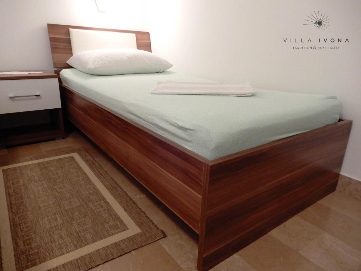 Baška Voda Bed And Breakfast Ivona المظهر الخارجي الصورة