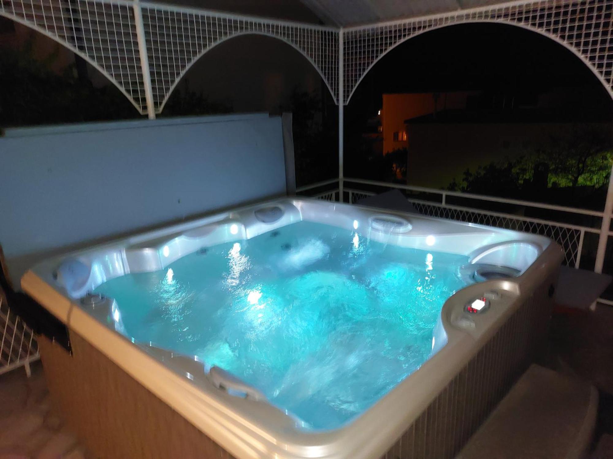 Baška Voda Bed And Breakfast Ivona المظهر الخارجي الصورة